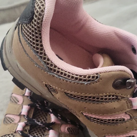 Air Balance Tan and Pink Athletic Shoes - Picture 4 of 7